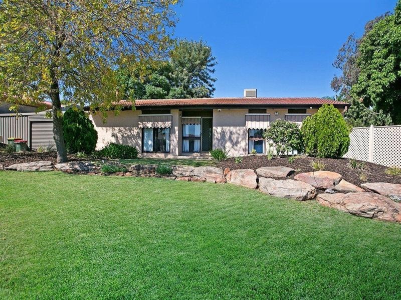 13 Laver Avenue, Gulfview Heights SA 5096