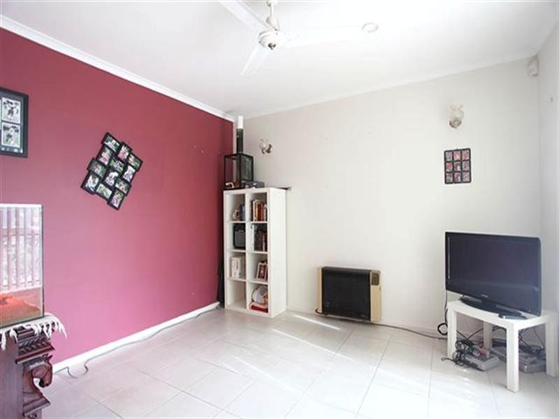 1 Cremin Street, Fairview Park SA 5126