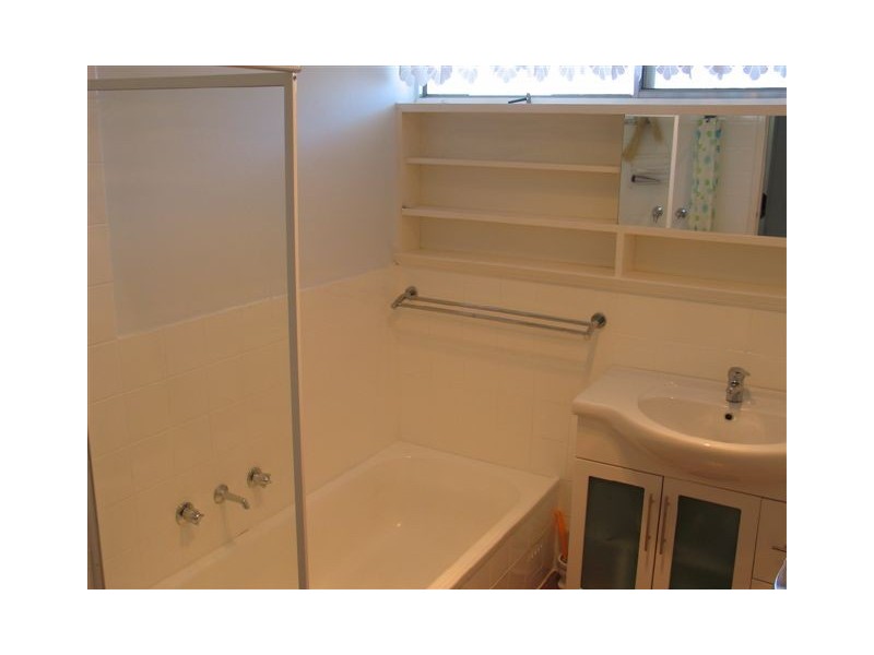 15 Gondola Grove, Para Hills SA 5096