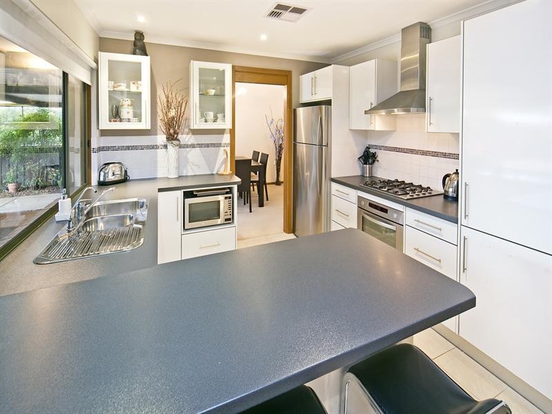 5 Doulton Crescent, Modbury Heights SA 5092