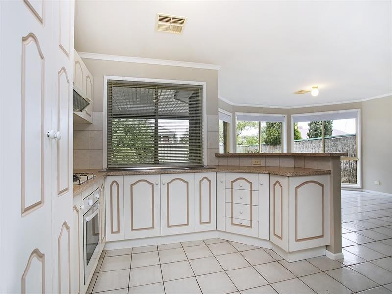 6 Elba Court, Greenwith SA 5125