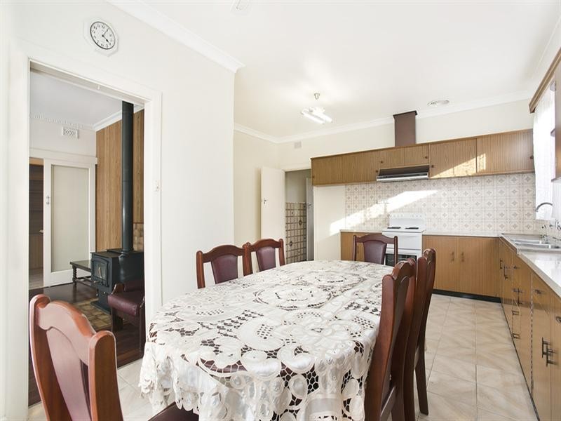 14 Downer Avenue, Campbelltown SA 5074