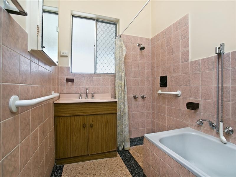 14 Downer Avenue, Campbelltown SA 5074