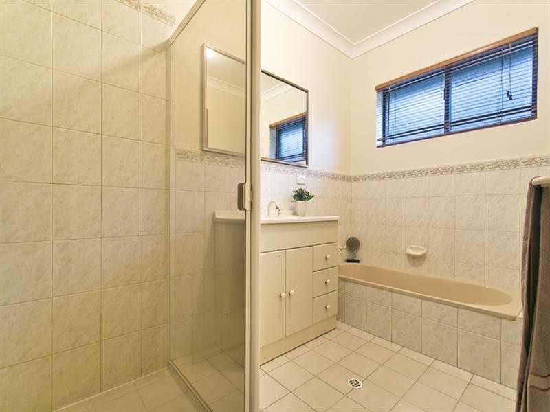 14 Barmera Avenue, Hope Valley SA 5090