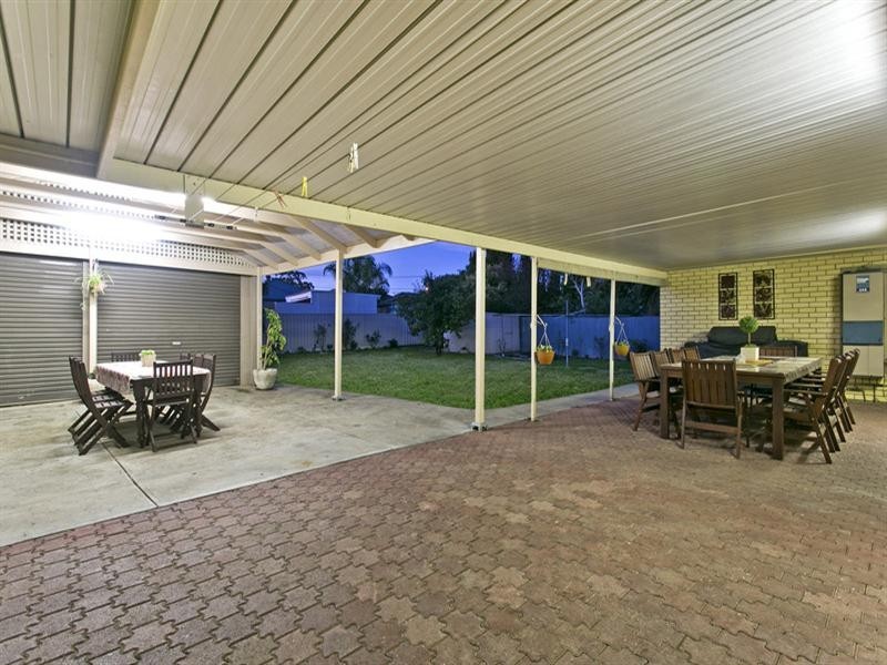 14 Barmera Avenue, Hope Valley SA 5090