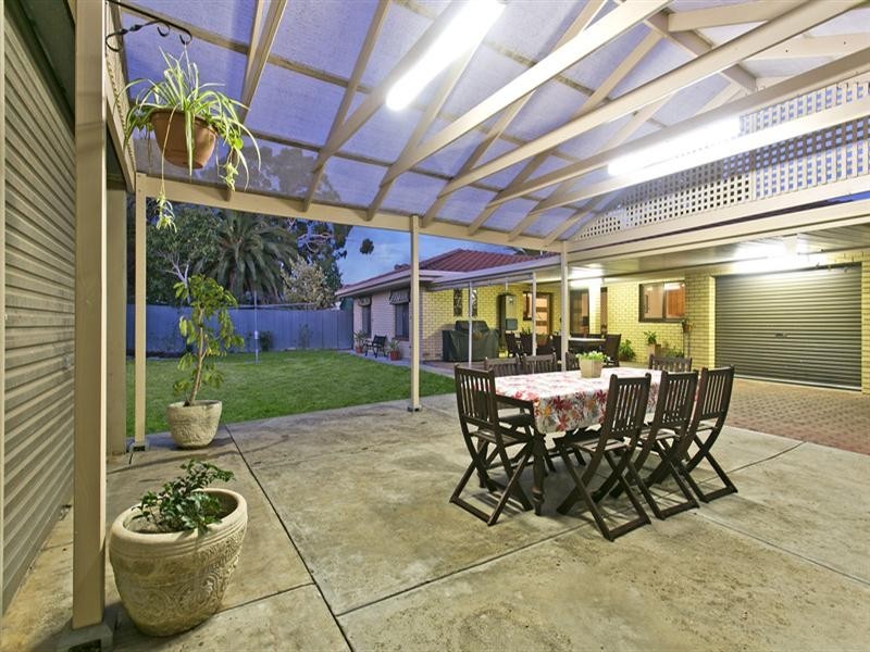 14 Barmera Avenue, Hope Valley SA 5090