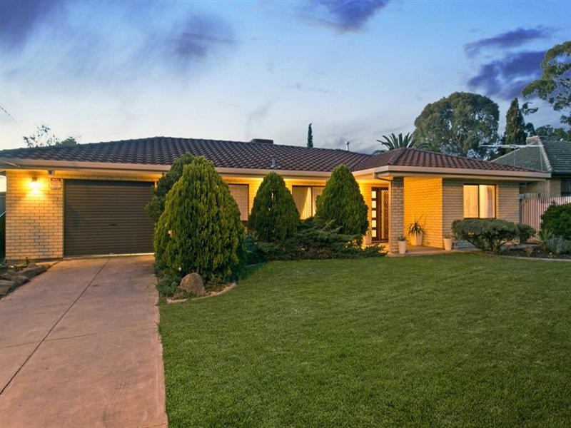 14 Barmera Avenue, Hope Valley SA 5090