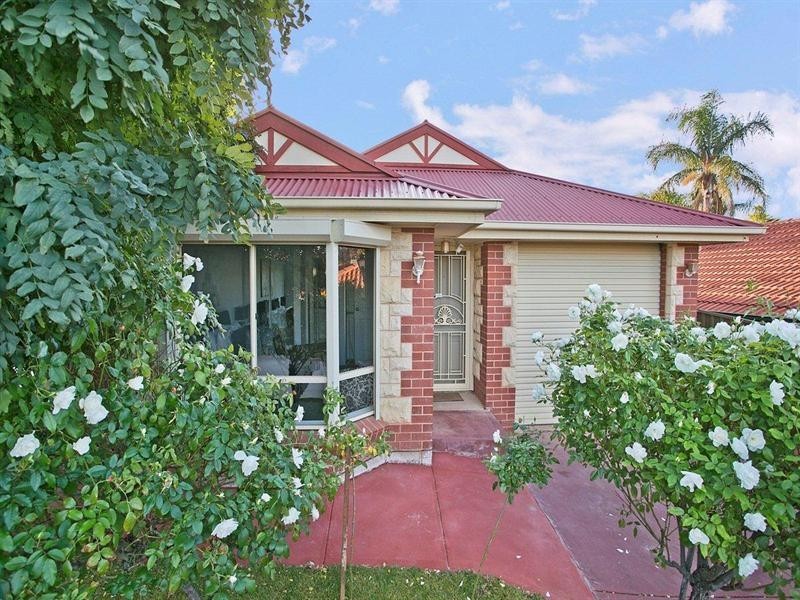 6 Treloar Avenue, Greenwith SA 5125