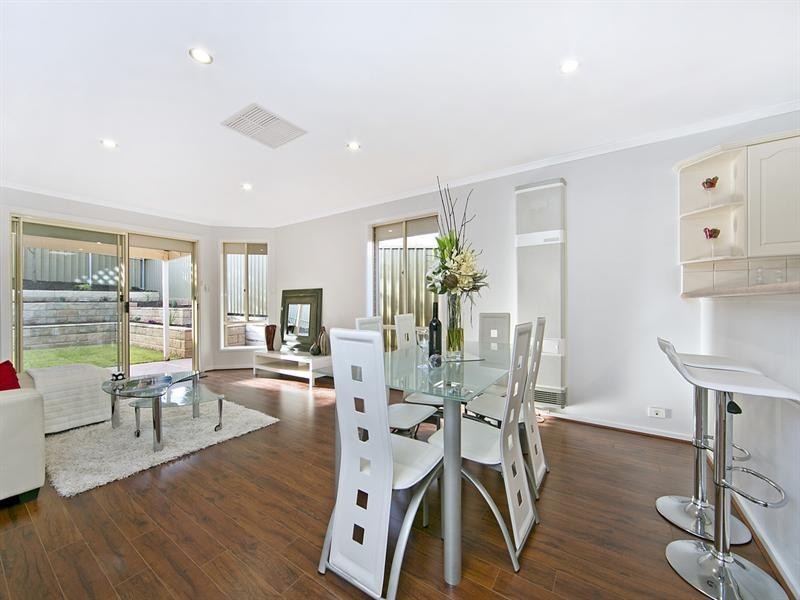 6 Treloar Avenue, Greenwith SA 5125