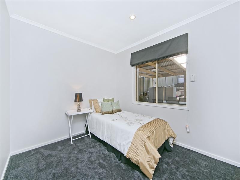 6 Treloar Avenue, Greenwith SA 5125