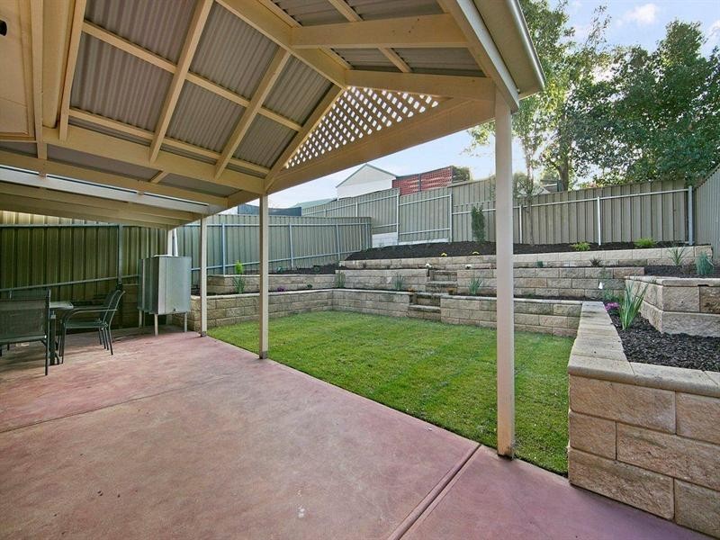 6 Treloar Avenue, Greenwith SA 5125