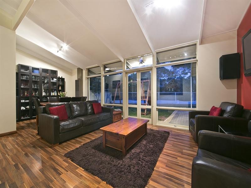 71 Lake View Crescent, Highbury SA 5089