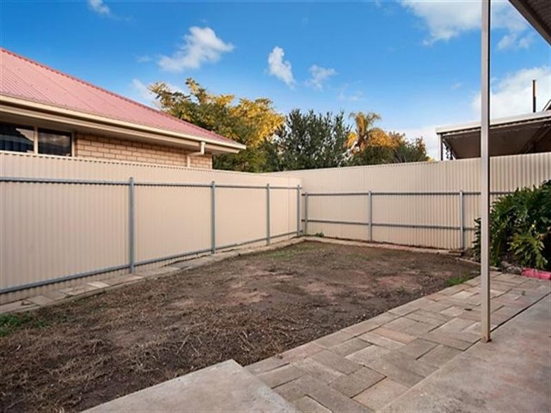 17 Longleat Road, Elizabeth Vale SA 5112