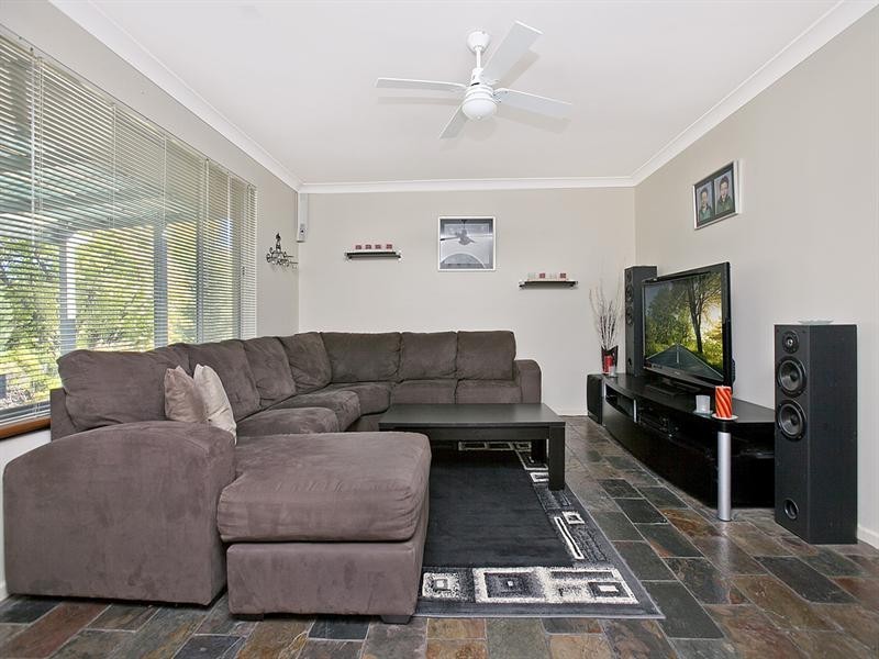 6 Tarni Street, Fairview Park SA 5126