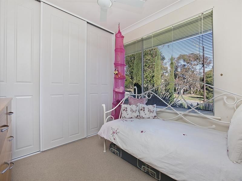 6 Tarni Street, Fairview Park SA 5126