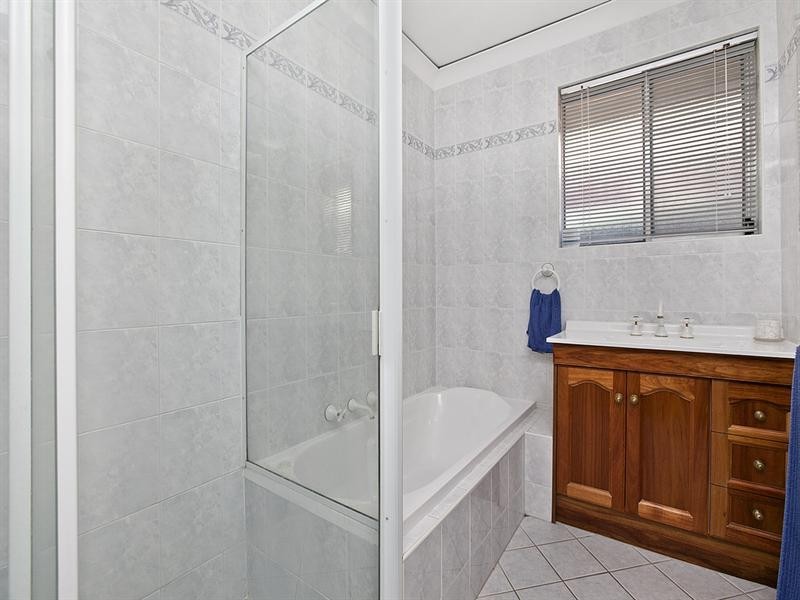 6 Tarni Street, Fairview Park SA 5126