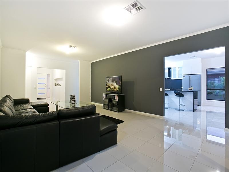 33 Clinker Circuit, Golden Grove SA 5125