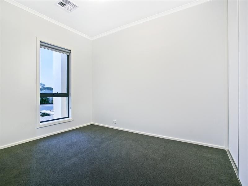 33 Clinker Circuit, Golden Grove SA 5125