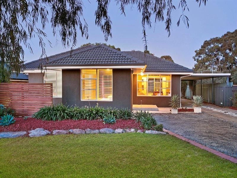 2 Geoffrey Avenue, Valley View SA 5093