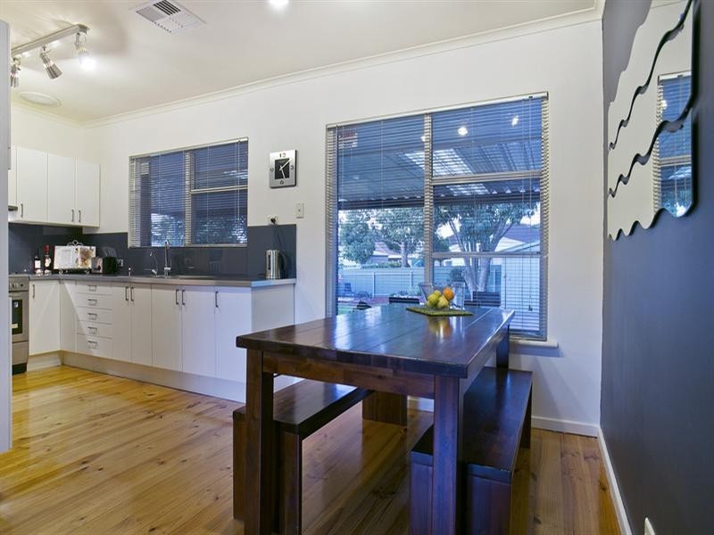 2 Geoffrey Avenue, Valley View SA 5093