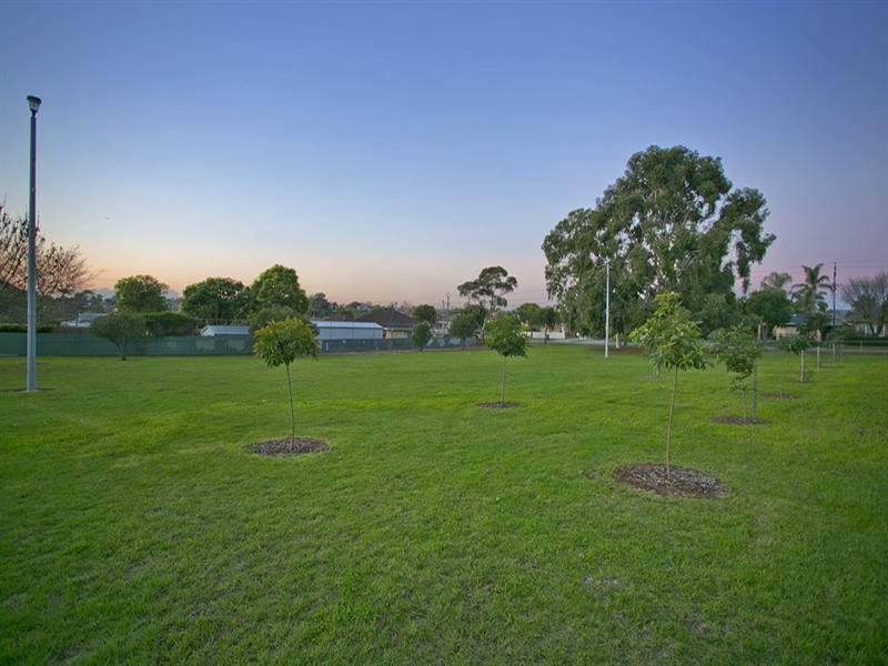 2 Geoffrey Avenue, Valley View SA 5093