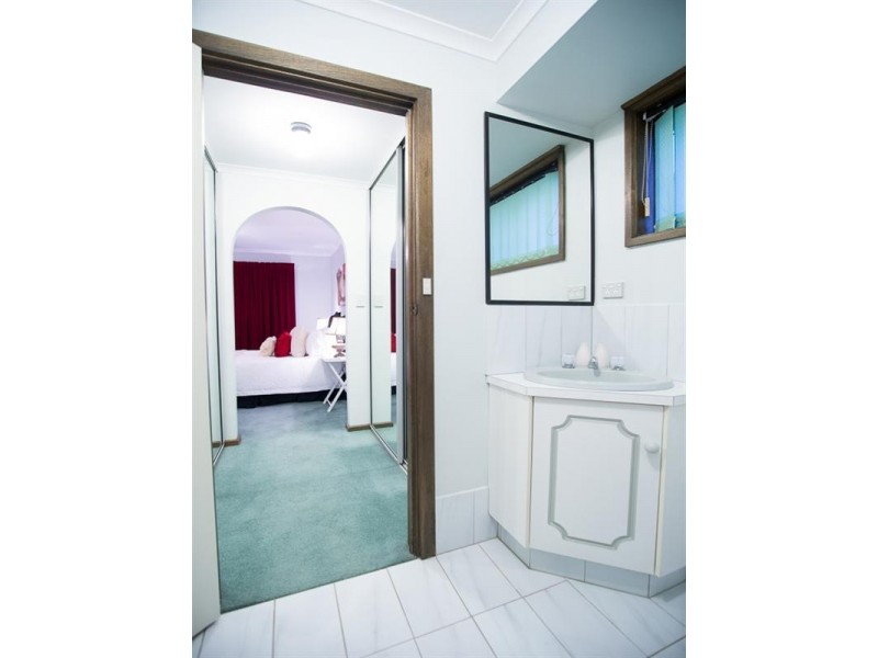 9 Hampton Court, Hillbank SA 5112