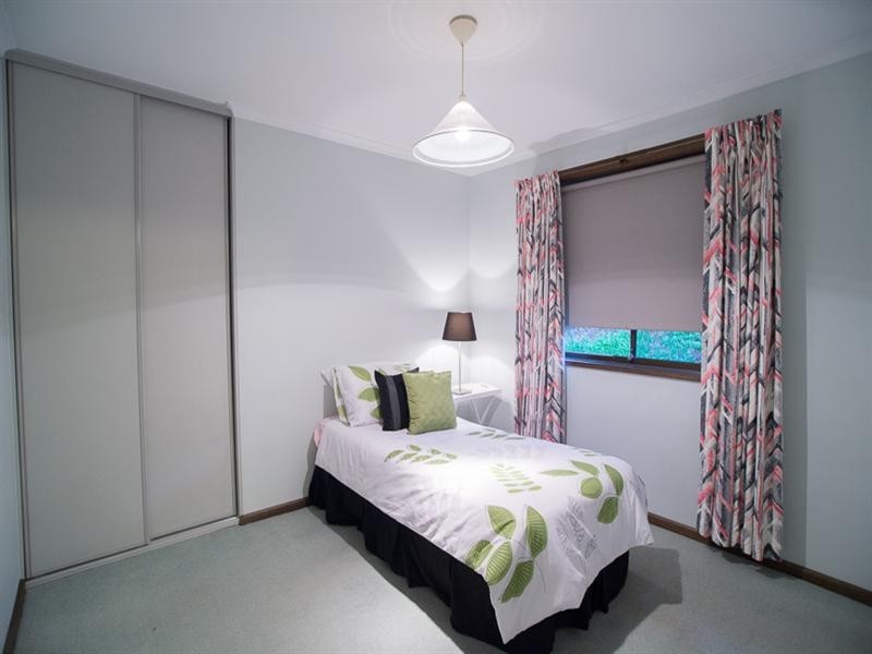 9 Hampton Court, Hillbank SA 5112