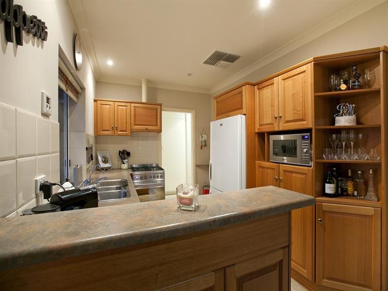 2 Shannon Rise, Banksia Park SA 5091