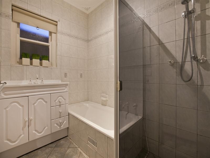 2 Shannon Rise, Banksia Park SA 5091