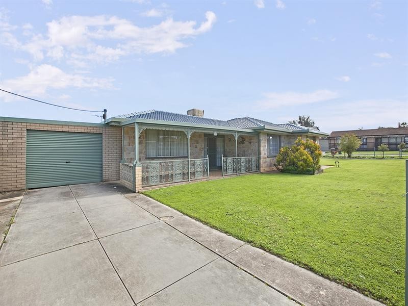 33 Carribean Terrace, Para Hills SA 5096
