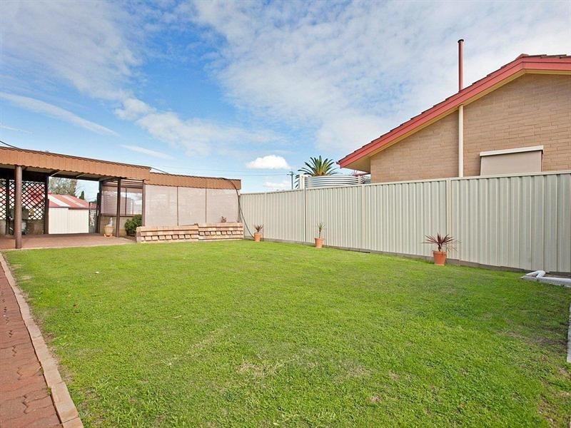 33 Carribean Terrace, Para Hills SA 5096