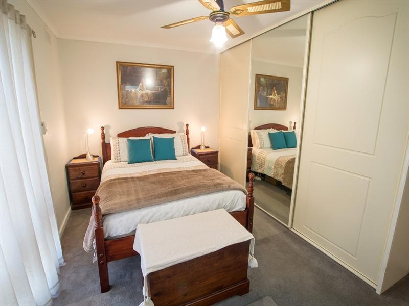 2 Lake View Crescent, Highbury SA 5089