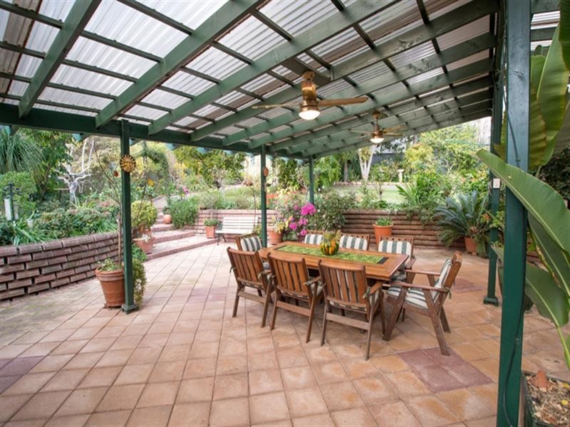2 Lake View Crescent, Highbury SA 5089