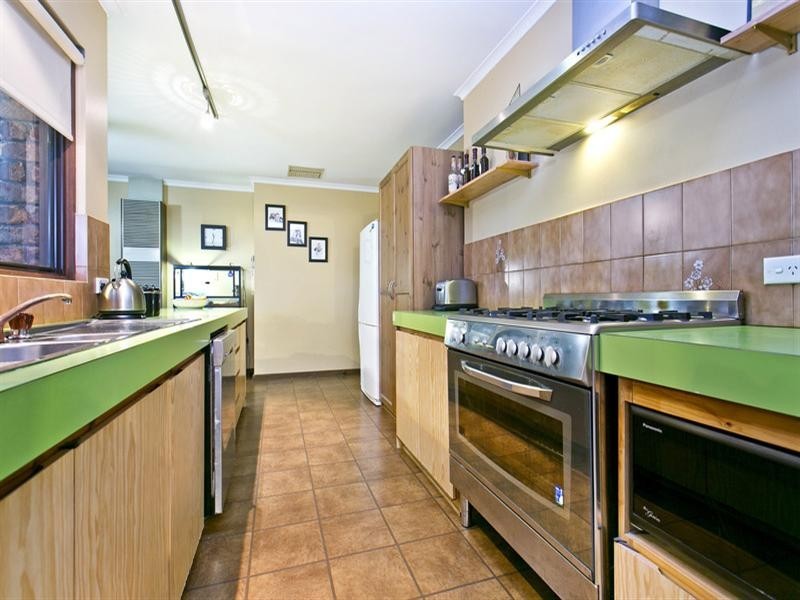 14 Creek View Drive, Redwood Park SA 5097