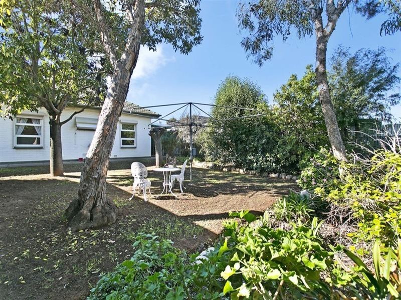 9 St Ives Drive, Parafield Gardens SA 5107