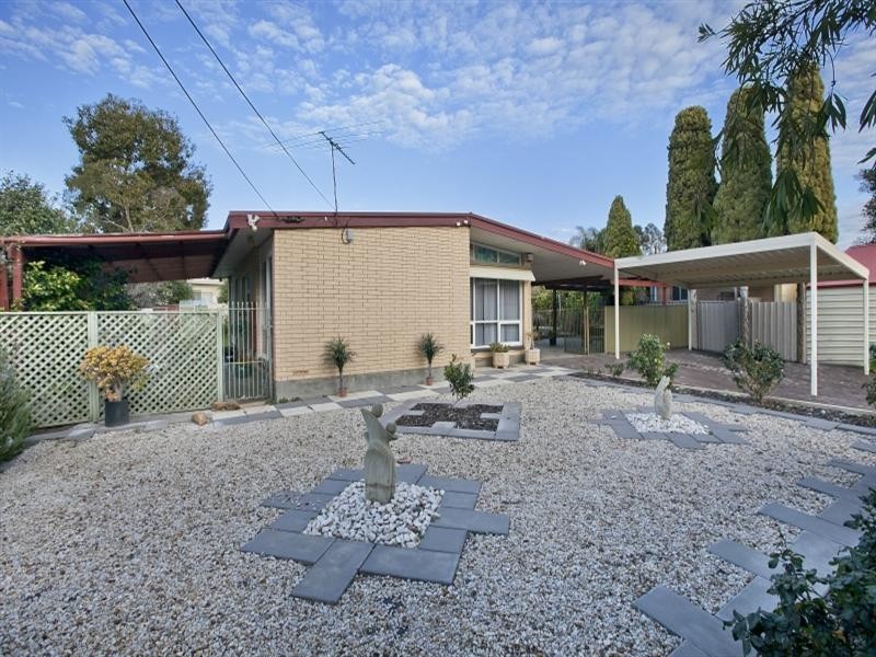 32 Greenway Drive, Surrey Downs SA 5126