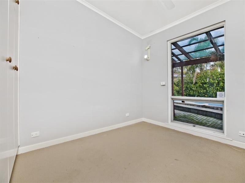 32 Greenway Drive, Surrey Downs SA 5126
