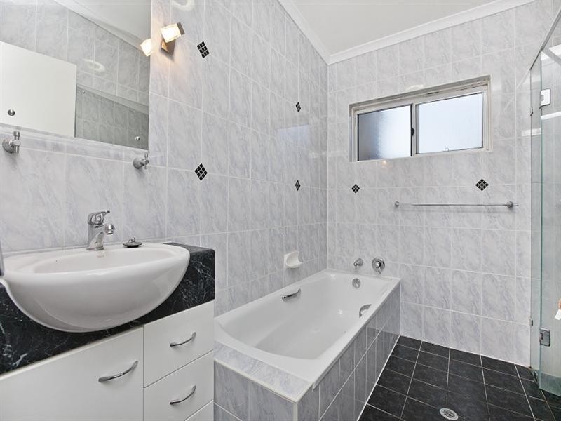 32 Greenway Drive, Surrey Downs SA 5126