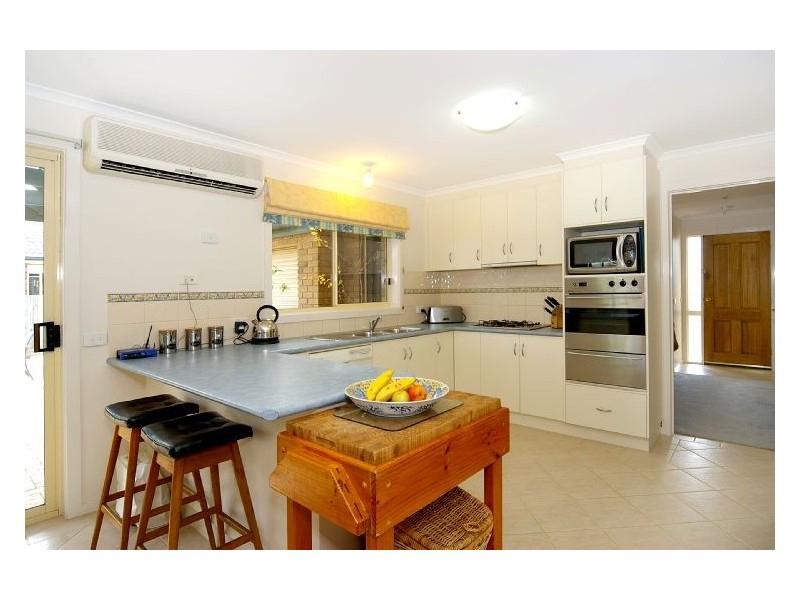 11 Magpie Close, Lara VIC 3212