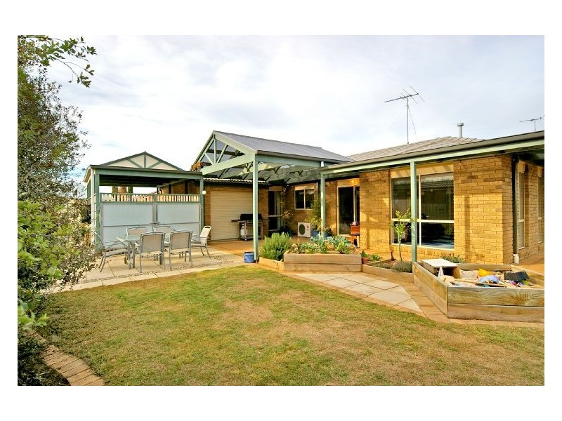 11 Magpie Close, Lara VIC 3212