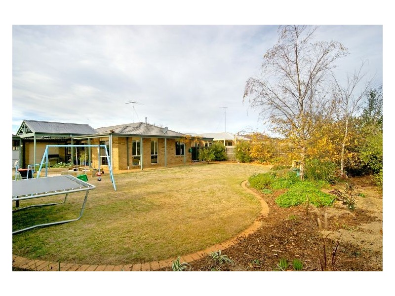 11 Magpie Close, Lara VIC 3212