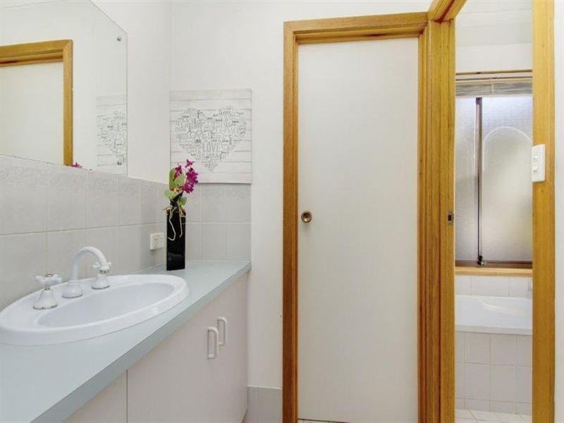 15 Winham Avenue, Old Reynella SA 5161