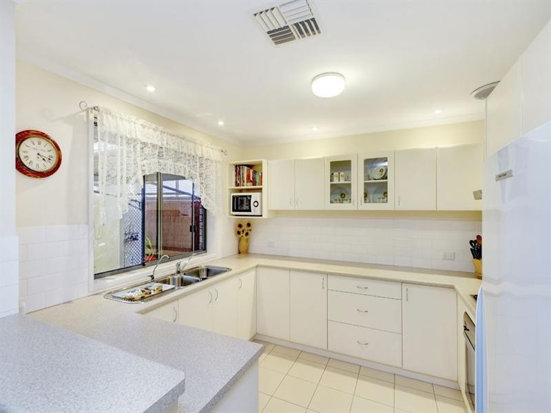 85 McInerney Avenue, Mitchell Park SA 5043
