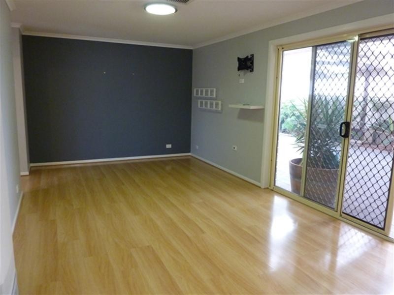 34 Barracoota Crescent, Aldinga Beach SA 5173
