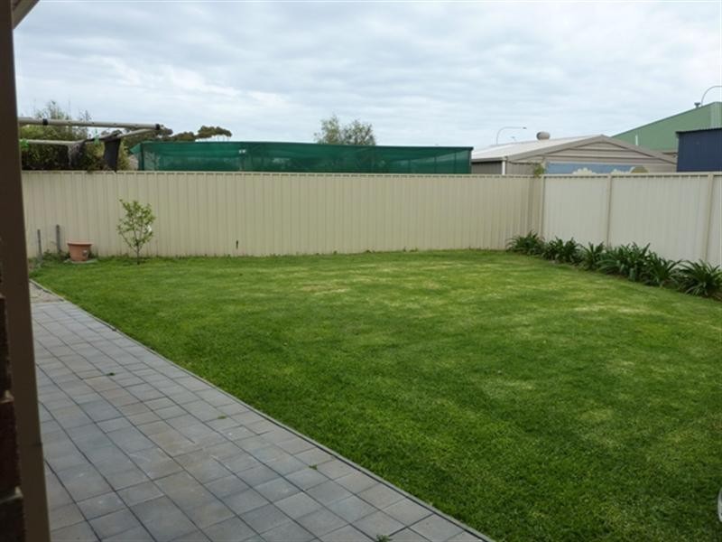 34 Barracoota Crescent, Aldinga Beach SA 5173