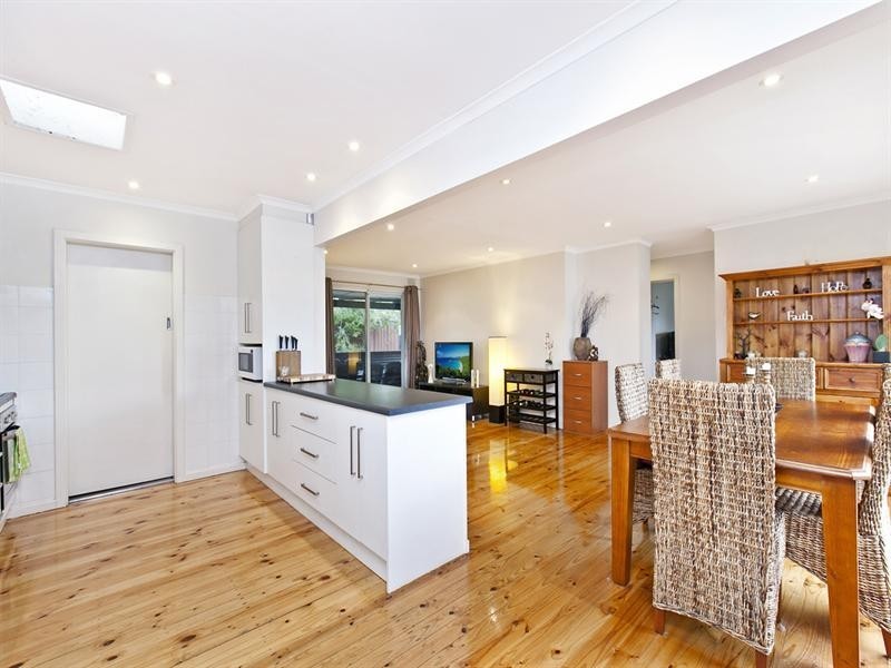 2 Charles Street, Christie Downs SA 5164