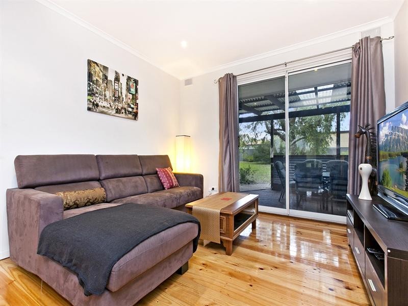 2 Charles Street, Christie Downs SA 5164