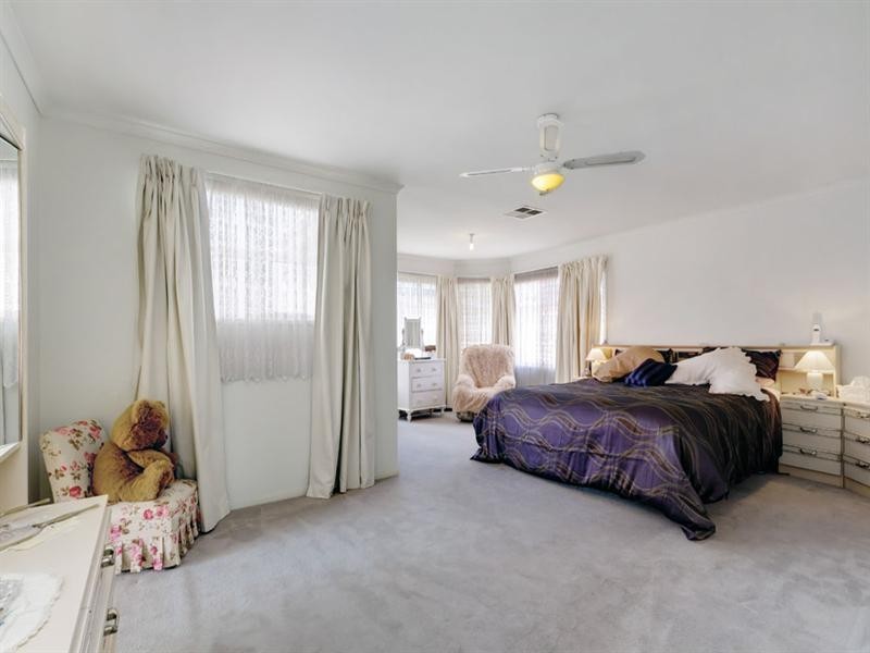 9 Campbell Avenue, Seaton SA 5023