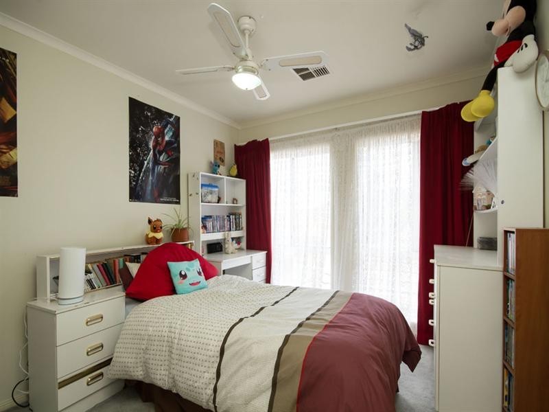 9 Campbell Avenue, Seaton SA 5023