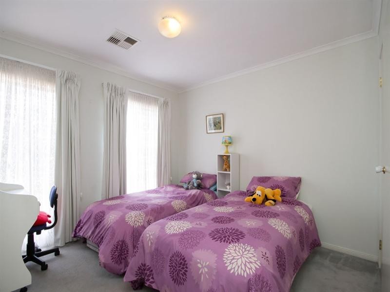 9 Campbell Avenue, Seaton SA 5023